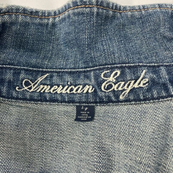 American Eagle Fitted Trucker Denim Jacket Medium Wash Jean Jacket L - Picture 3 of 10